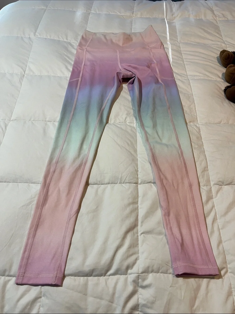 Victoria’s Secret Pastel Ombre Workout Set - Picture 3 of 10
